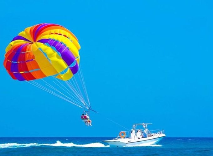 Egypt výlety z Hurghady, rezervace levné ceny Ceny parašutistických a paraglidingových aktivit z přístavu Hurghada, to nejlepší v Hurghadě