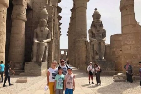 WYCIECZKA z port-Galiba w Luxor prywatnym samochodem z własnym przewodnikiem Luxor, zwiedzanie doliny królów, świątyni Hatszepsut, Карнакского świątyni. 