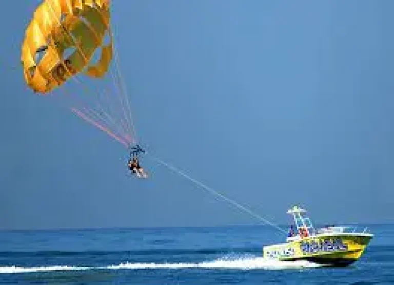 Parasailing Hurgada Makadi Bay | Spektakularan let iznad Crvenog mora