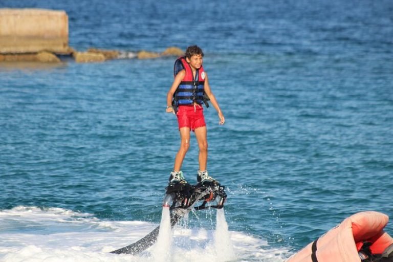 Flyboard Hurghada z Makadi Bay | Adrenalinový let nad Rudým mořem