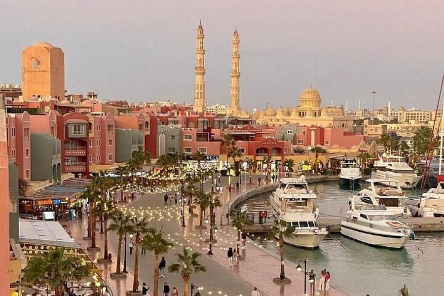 Private Hurghada City Tour | Descubra a Verdadeira Hurghada com Guia Privativo, Marina, Mesquita, Igreja Copta e Mercados Locais