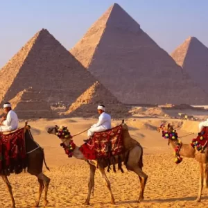 Discover the civilization of the Egyptian pharaohs in Cairo