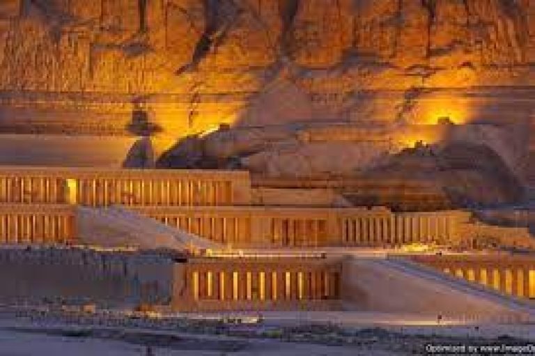 Luxor One-Day Tour from Sahl Hasheesh by Car — Complete Guide