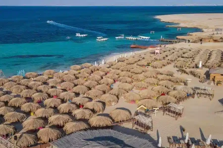 paradise island & snorkeling trip from soma bay