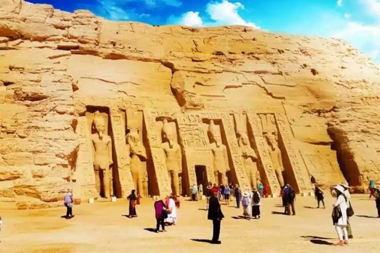 Hurghada do Asuánu a Abu Simbelu 2026 | 2denní soukromý výlet po starověkém Egyptě