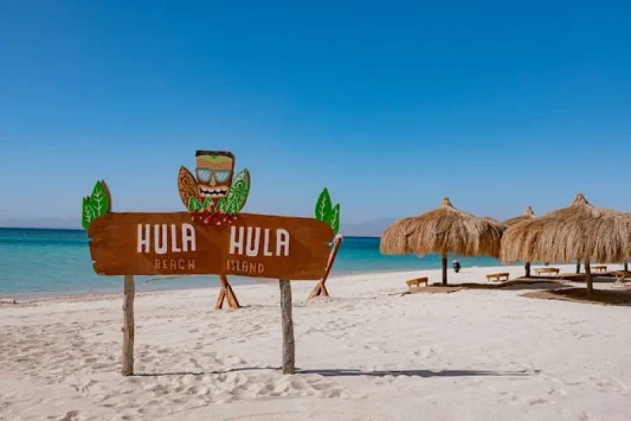 Privát motorcsónak El Gounából Hula Hula Islandre