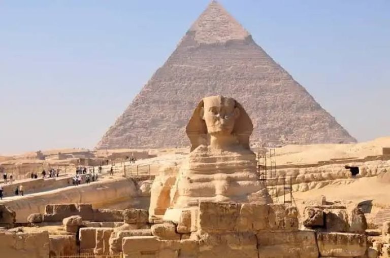 Výlet do Káhiry ze Sahl Hasheesh autobusem | Pyramidy v Gíze a Egyptské muzeum