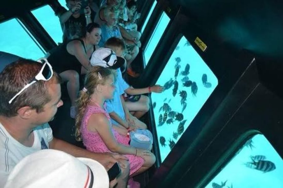 Semi Submarine Hurghada vanuit El Gouna