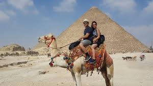 hurghada pyramiden entfernung​