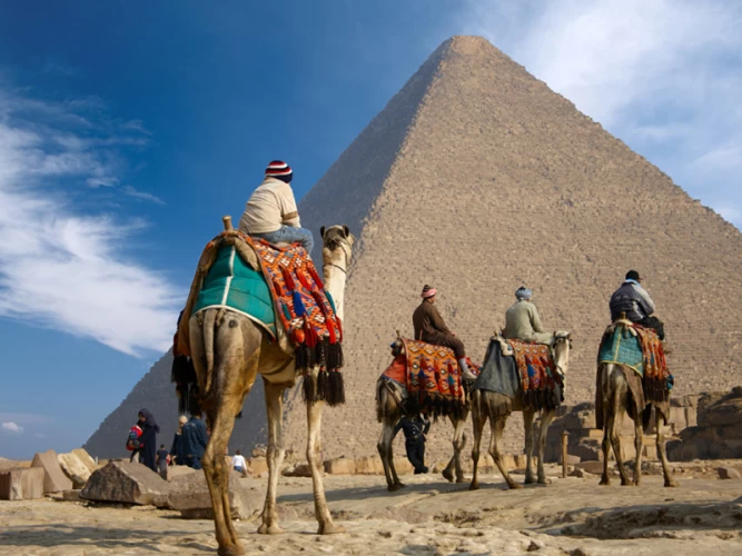 Excursii la Piramidele din Cairo și Giza din Sharm El Sheikh