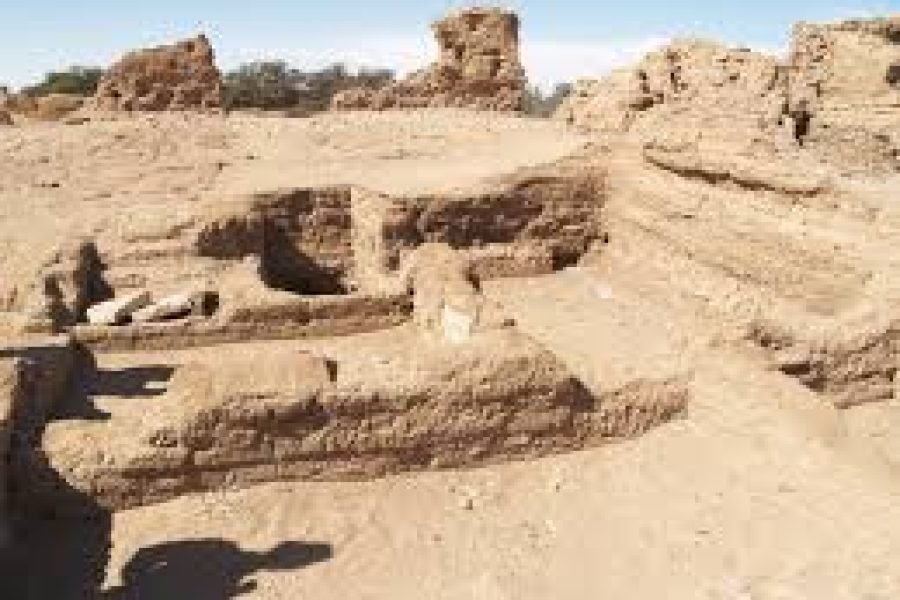 Temple at Mut el-Kharab