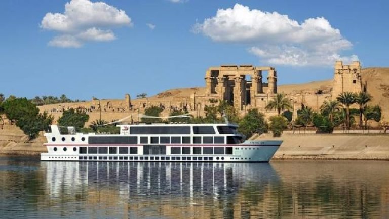 8-Day Nile Cruise from Luxor to Aswan and Back
