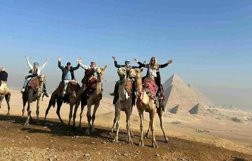 Gran Museo Egipcio desde Hurghada en autobús: pirámides de Guiza y la Esfinge en un día, con guía en español