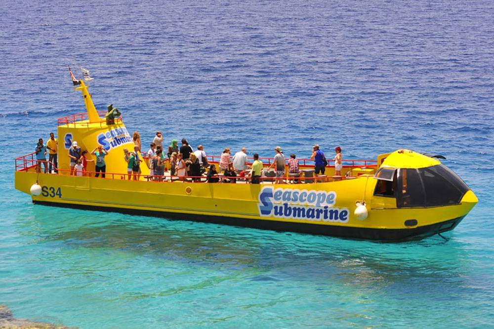 Submarine & Glass Boat Tours from El Gouna