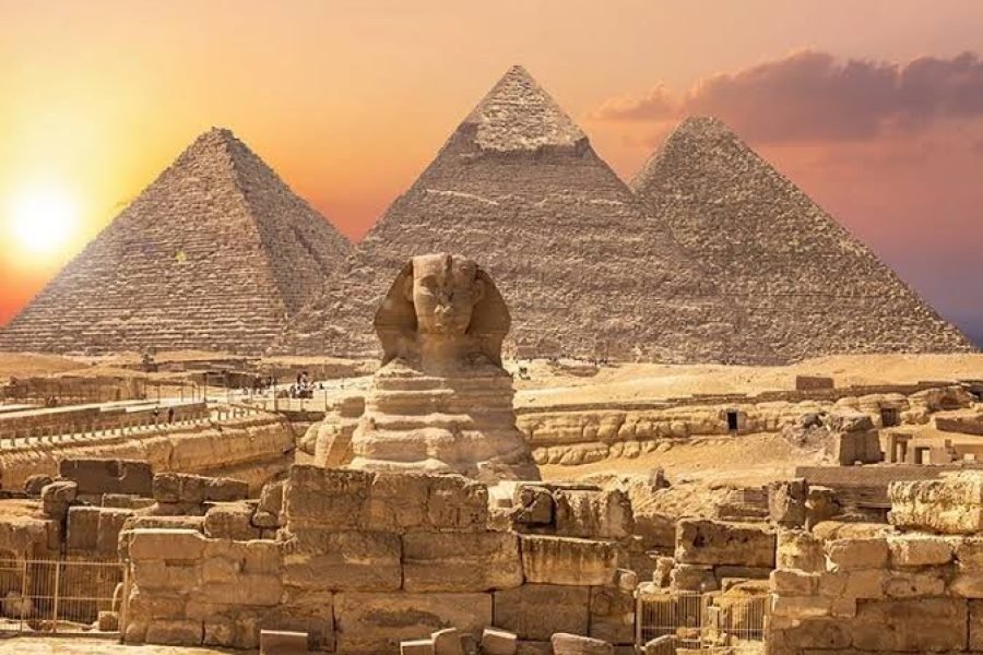 Book this 13 days unique Egypt itinerary — Cairo's antiquities, Abu Simbel, Luxor's temples and tombs, and 4 nights in Hurghada.