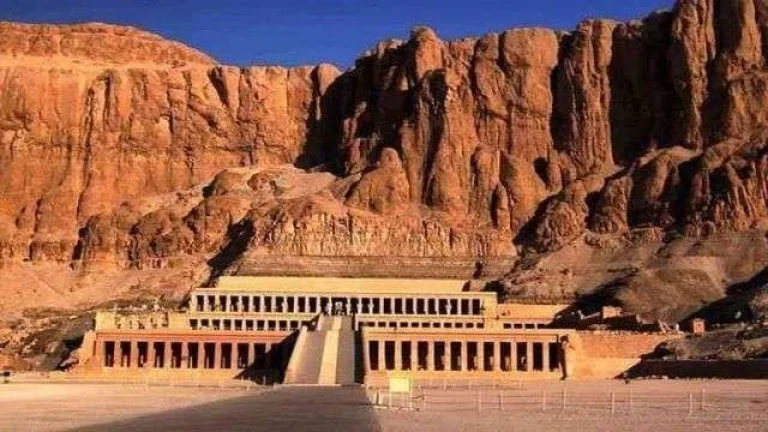 Dagtocht naar Luxor vanuit Makadi Bay met de bus | €75