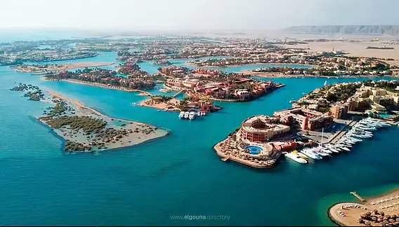 Lagoas e marina de El Gouna
